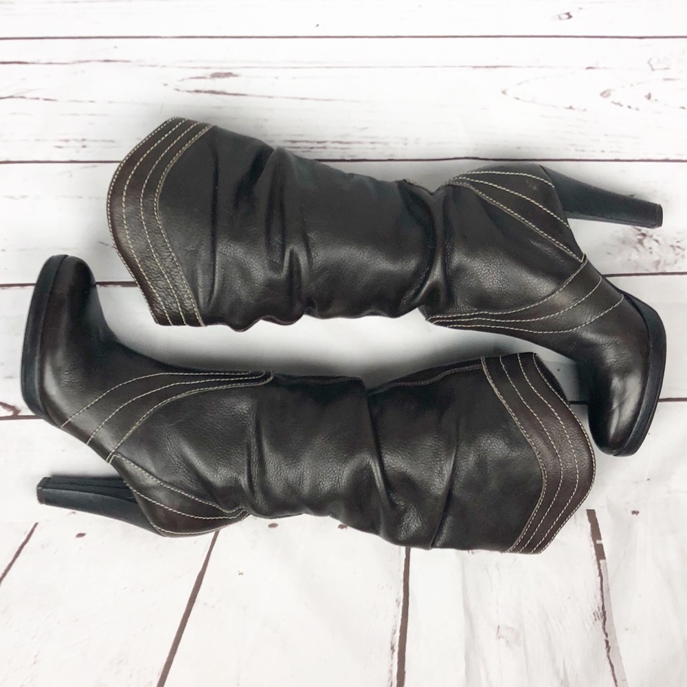BCBG Brown leather boots size 5.5